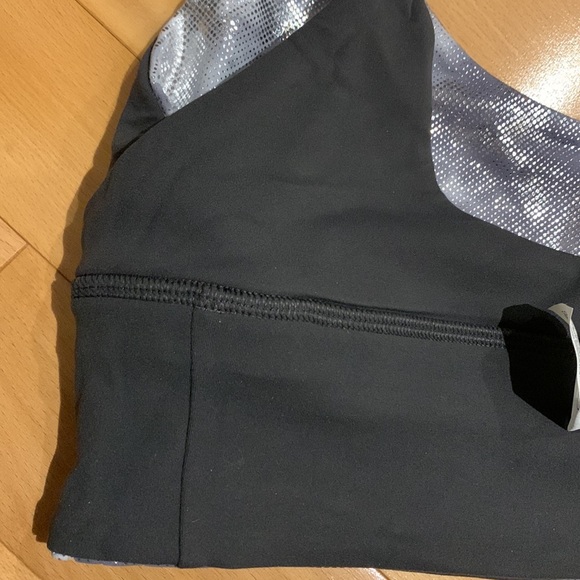 NWT Lululemon Align Bra Shine Light Support - A/B Cup - size 6 - Picture 14 of 16